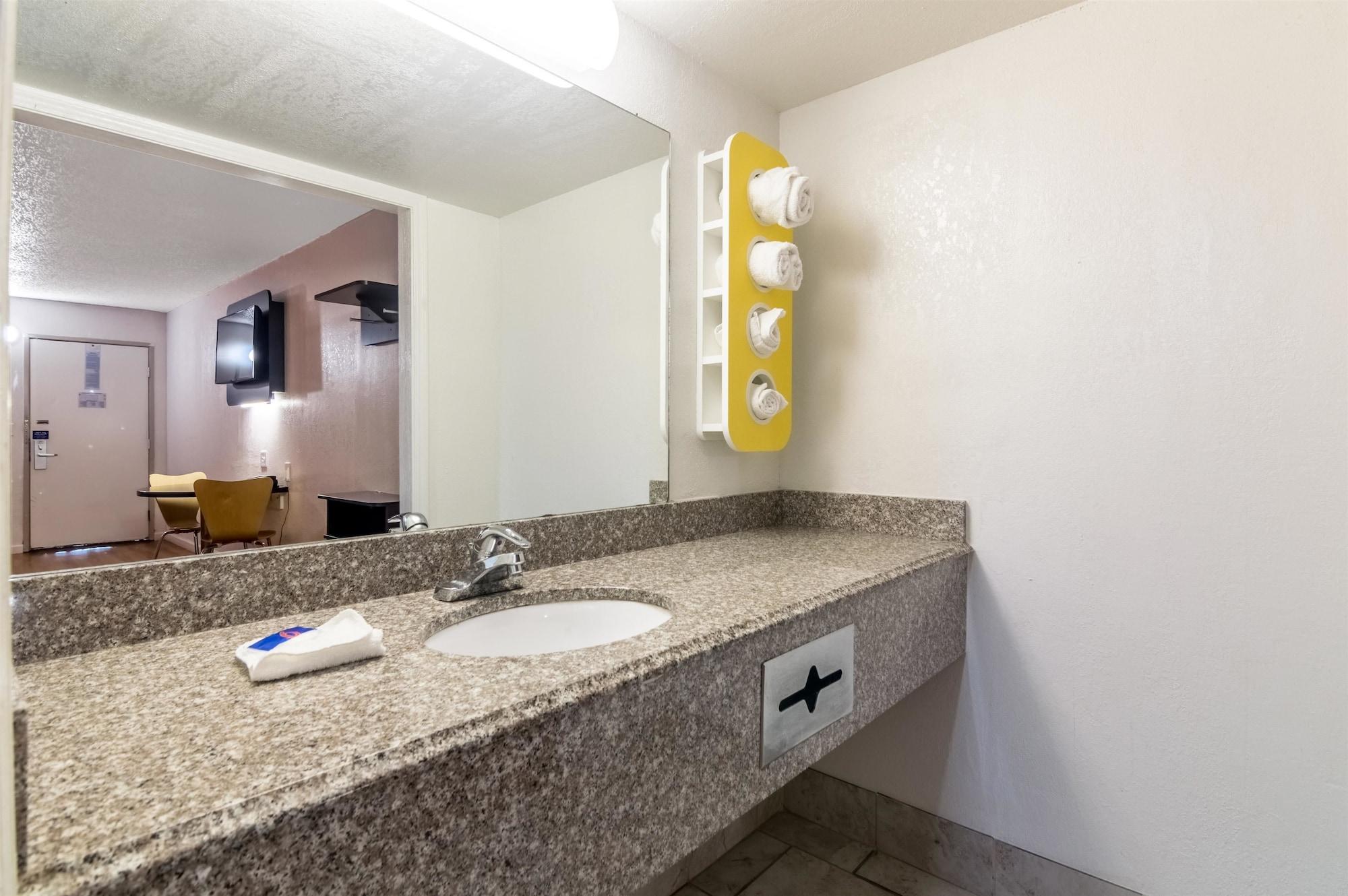 Motel 6-Clinton, Ok Kültér fotó